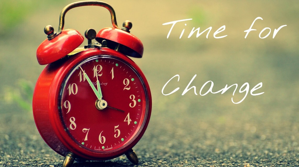 使用 Golang 构建 Slack Webhook Mock 服务器示意图